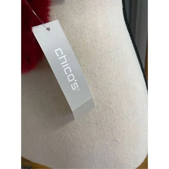 Womens Chico’s red faux fur pull through scarf NWT - Picture 5 of 7